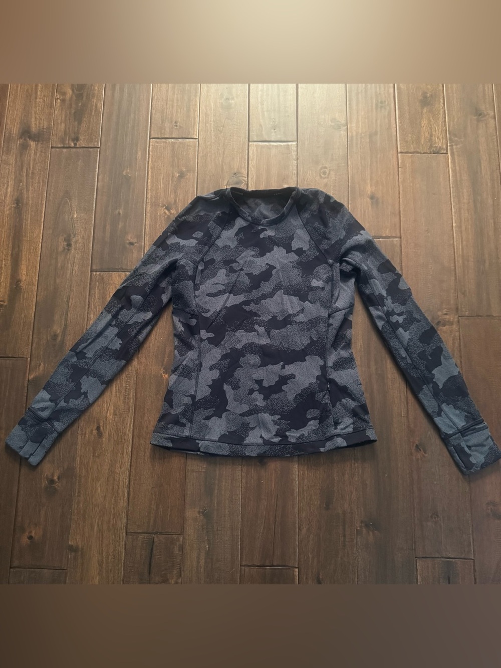 Lululemon It’s Rulu Run Long Sleeve Shirt Size 10 Navy Blue Camo Athletic Top